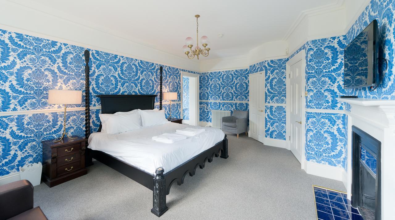 Trunkwell House Hotel Рединг Екстериор снимка