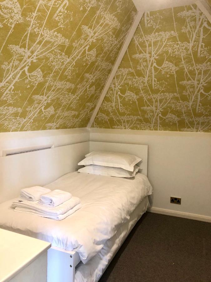Trunkwell House Hotel Рединг Екстериор снимка