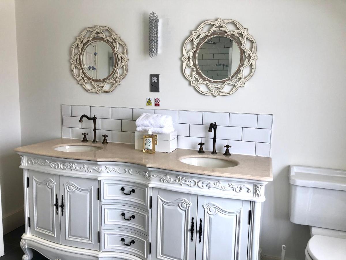 Trunkwell House Hotel Рединг Екстериор снимка